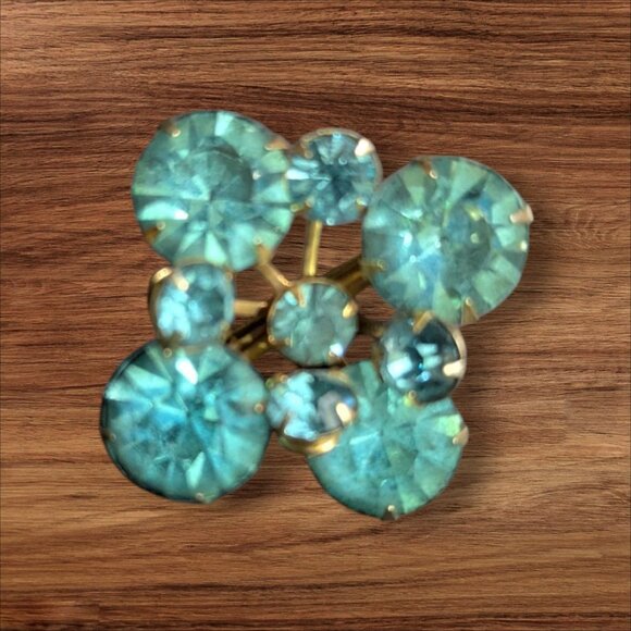 Vintage Gold-Tone Brooch With Blue Rhinestones Cluster Design - Picture 2 of 7
